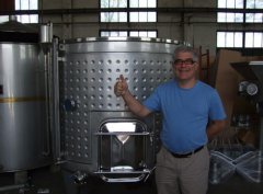 怎樣選擇一套好的葡萄酒釀酒設(shè)備